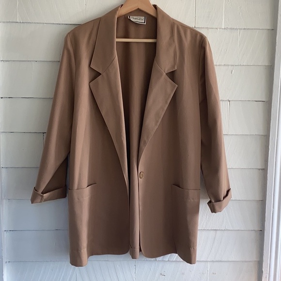 Jackets & Blazers - Vintage tan oversized blazer size M